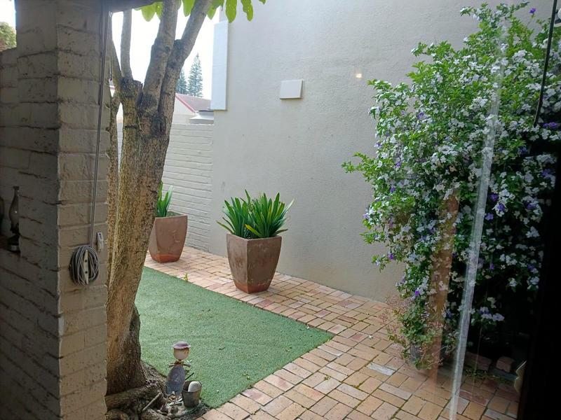 3 Bedroom Property for Sale in La Rochelle Western Cape